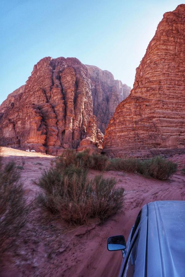 Wadi Rum Bubble Tent & Bedouin Style ภายนอก รูปภาพ